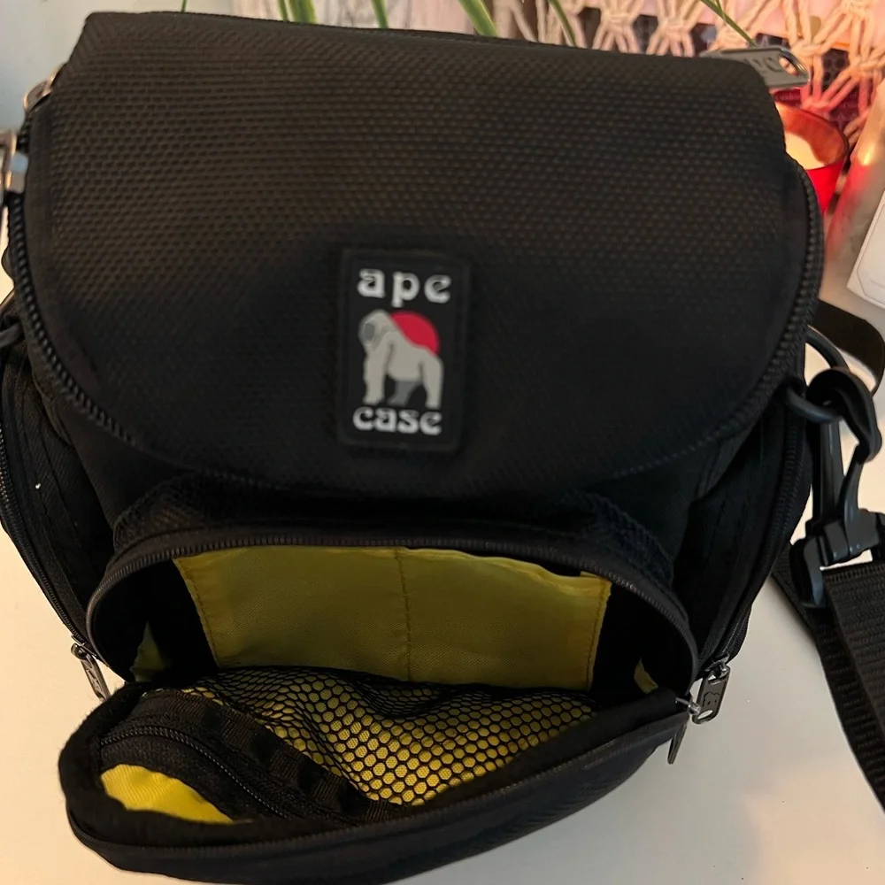 Ape camera case bag